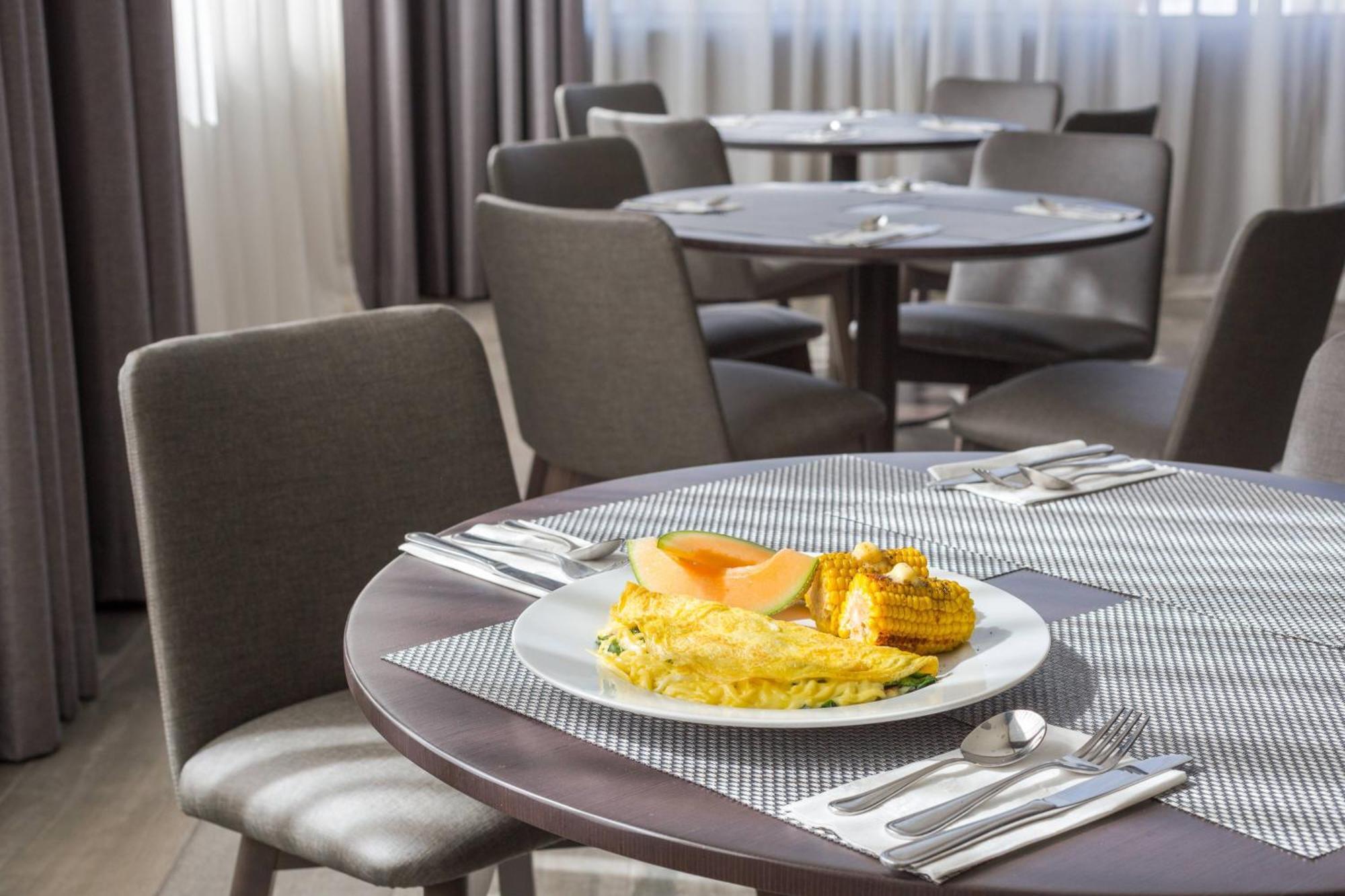 Courtyard By Marriott Chihuahua Otel Dış mekan fotoğraf
