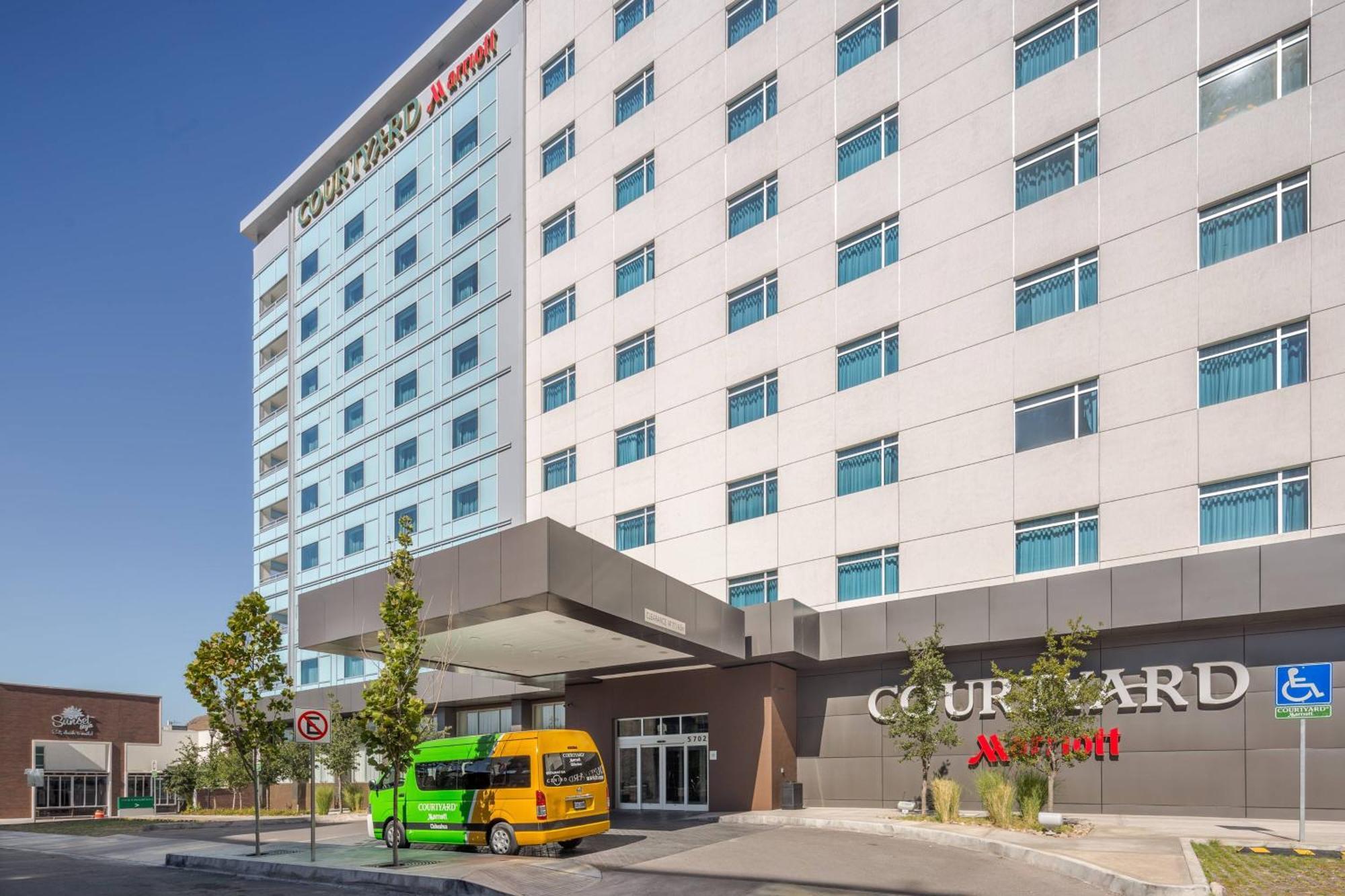 Courtyard By Marriott Chihuahua Otel Dış mekan fotoğraf