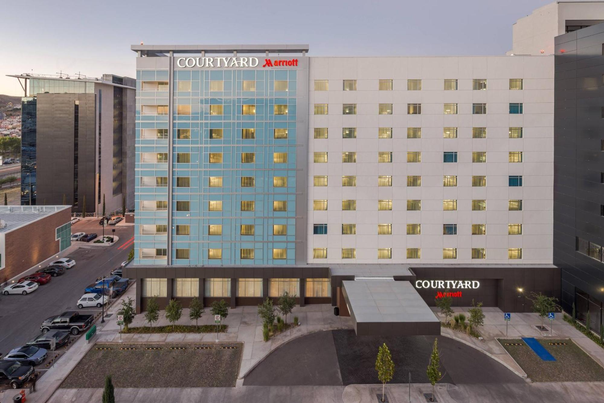 Courtyard By Marriott Chihuahua Otel Dış mekan fotoğraf